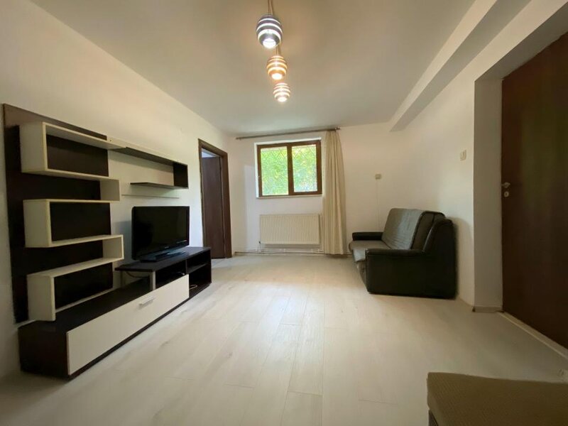 Floreasca, Giuseppe Garibaldi, apartament 2 camere, 36 mp, demisol
